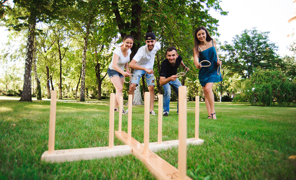 Fun Outdoor Yard Games For Families To Play Backyard Game Ideas For