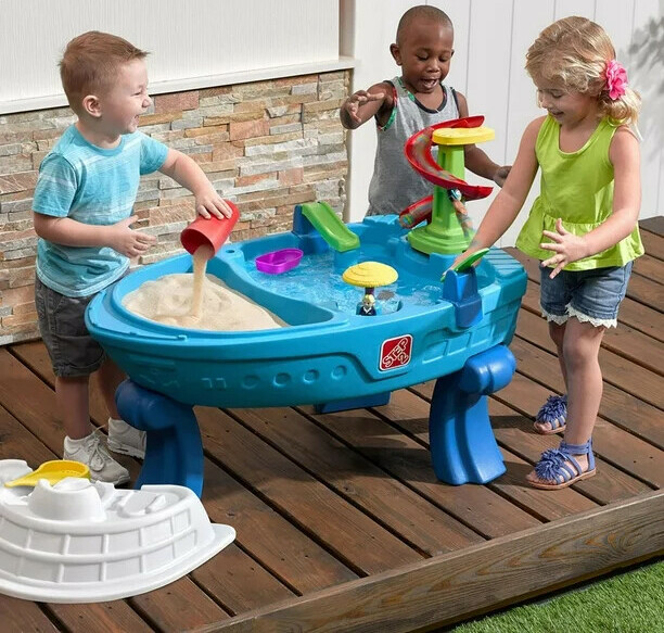 The Best Water Tables For Toddlers